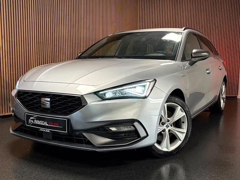 Brugt Seat Leon FR 204 HK (150 kW) 2021 Sølvmetal Stationcar
