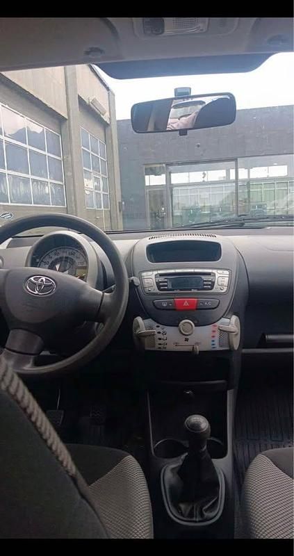 Brugt Toyota Aygo T2 68 HK (50 kW) 2013 Hatchback