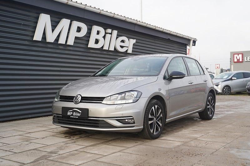 Beigemetal Brugt 2019 VW Golf VII IQ Drive Hatchback | 124.900 kr. (Fair pris) - Billede 1/4