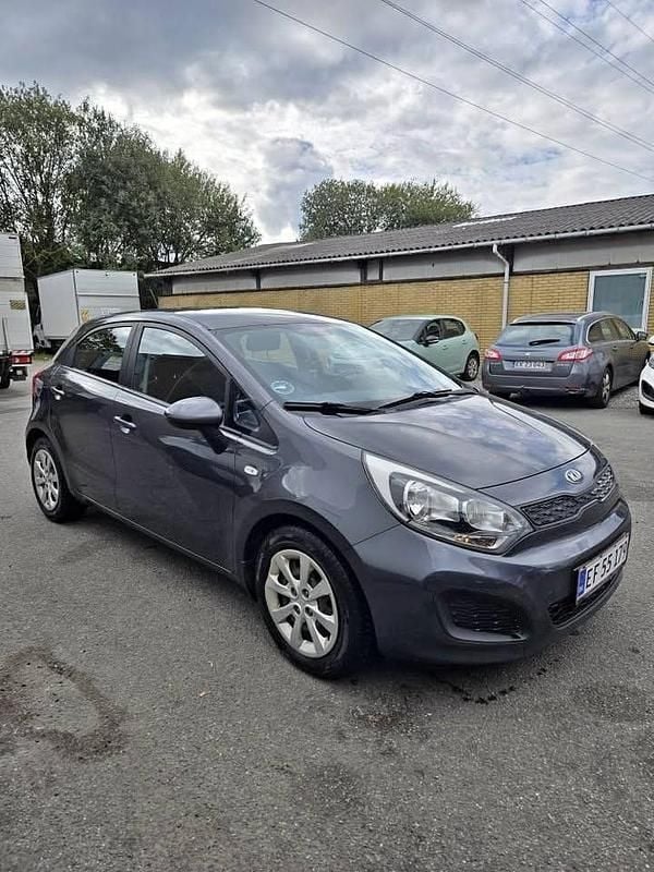 Grå Brugt 2014 Kia Rio MPV | 50.000 kr. (Fair pris) - Billede 1/4