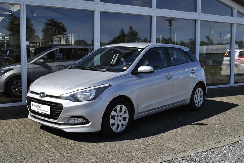 Sølvgråmetal Brugt 2017 Hyundai i20 Trend Hatchback | 84.995 kr. (God pris) - Billede 1/4