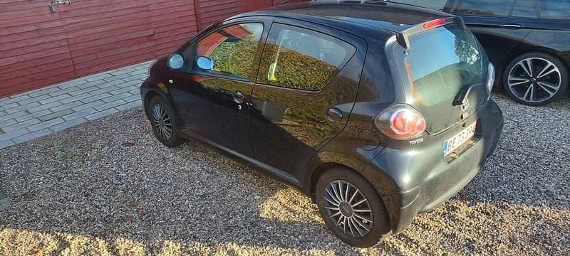 Brugt Toyota Aygo 68 HK (50 kW) 2011 Hatchback