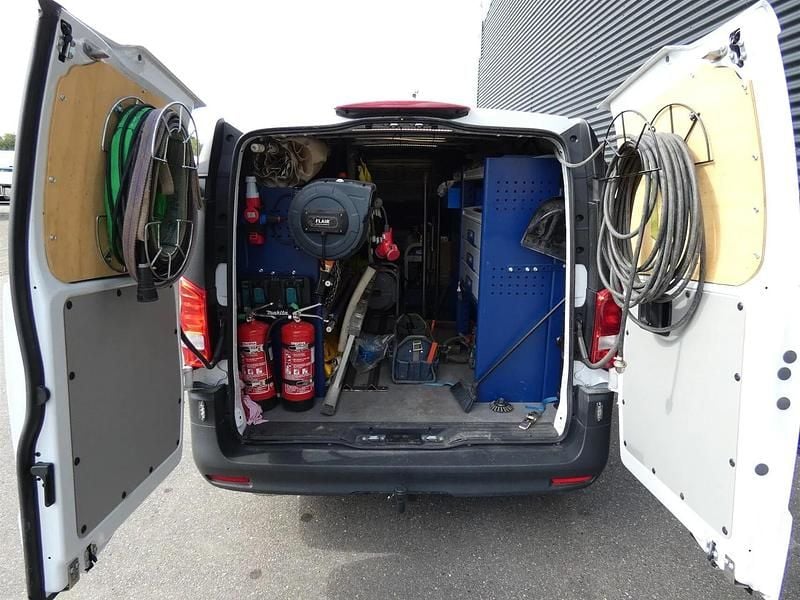 Hvid Brugt 2025 Mercedes Vito MPV | 299.800 kr. - Billede 1/4