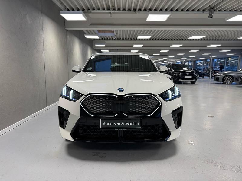 Brugt BMW iX2 M Sport 150 kW (204 HK) 2025 Alpinhvid SUV