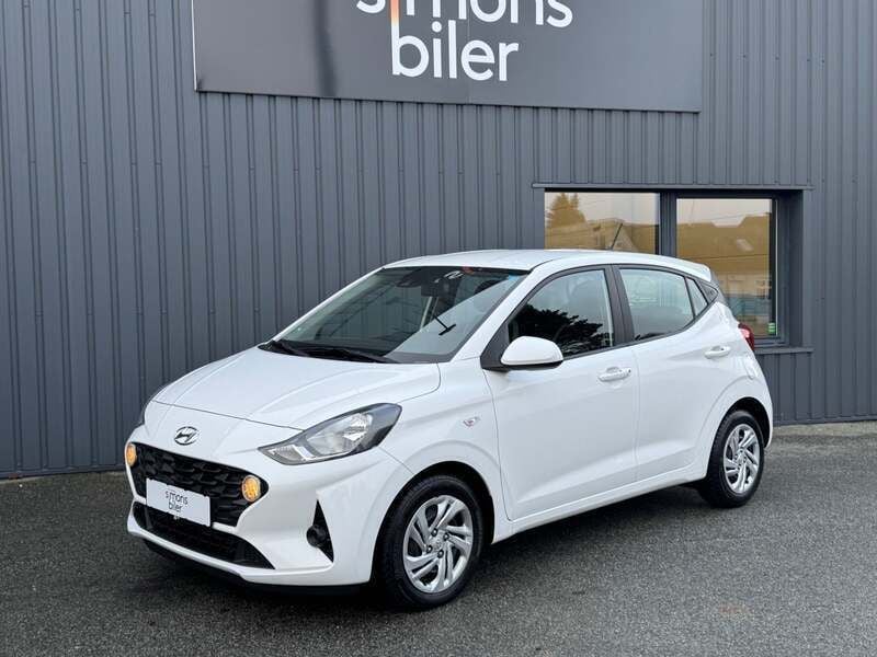 Hvid Brugt 2022 Hyundai i10 Essential Hatchback | 139.900 kr. (Fair pris) - Billede 1/4