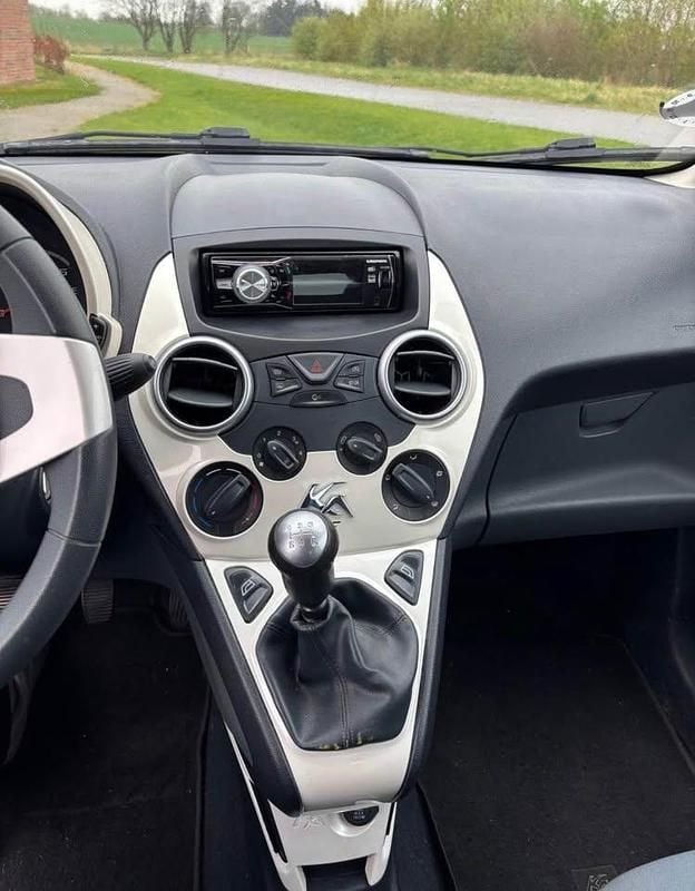 Brugt Ford Ka Titanium 69 HK (50 kW) 2012 Hatchback