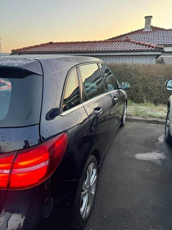 Brugt Mercedes B200 Business 2017 MPV