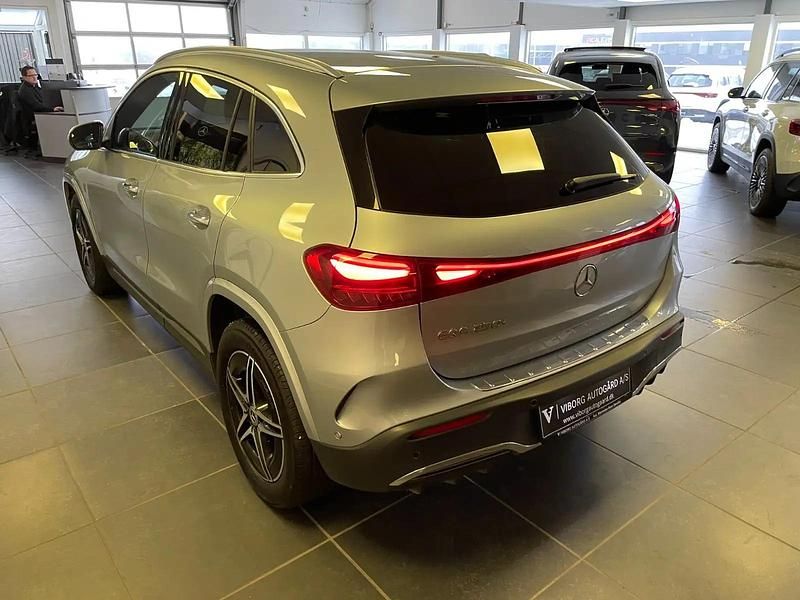 Brugt Mercedes EQA250+ AMG 139 kW (190 HK) 2024 Sølvmetal SUV