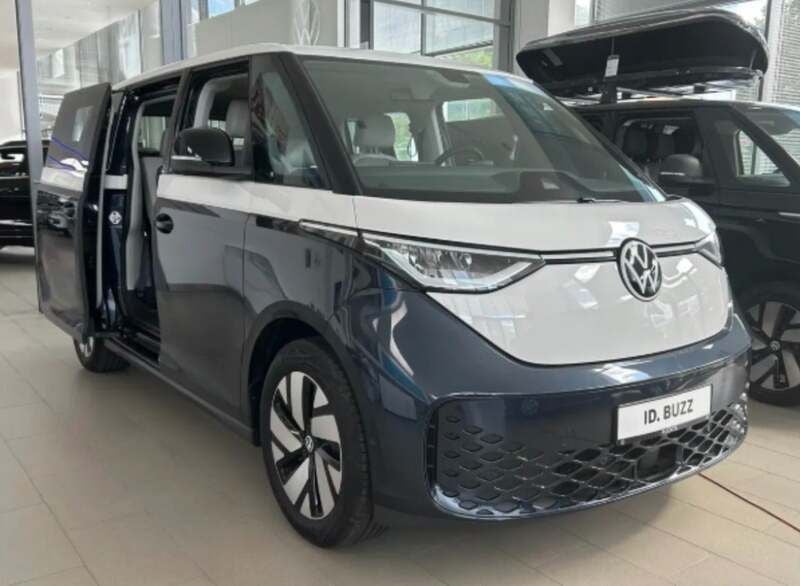 Blåmetal Brugt 2024 VW ID. Buzz Pro Van | 399.900 kr. (Fair pris) - Billede 1/2