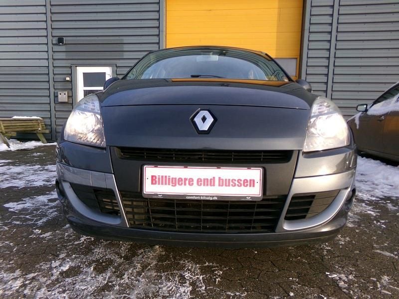 Brugt 2011 Renault Scénic III Authentique MPV | 19.999 kr. (Super pris) - Billede 1/4