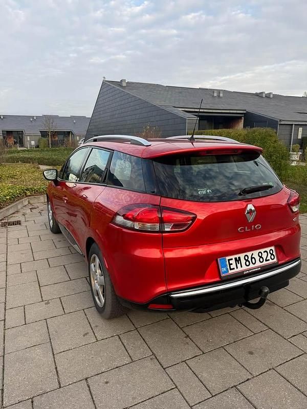 Brugt Renault Clio GrandTour 75 HK (55 kW) 2015 Rød Stationcar
