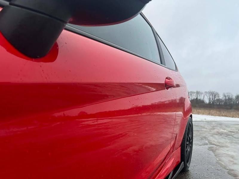 Brugt Ford Fiesta 140 HK (102 kW) 2015 Rød Hatchback