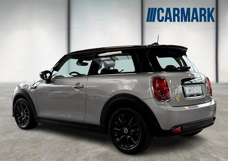 Brugt Mini Cooper SE Classic 135 kW (184 HK) 2023 Sølvmetal Hatchback