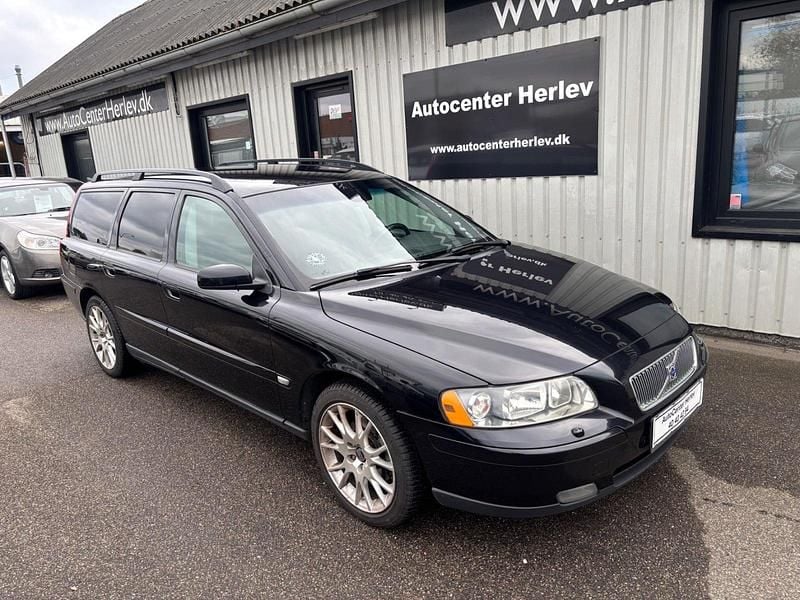 Sortmetal Brugt 2006 Volvo V70 Momentum Stationcar | 59.900 kr. - Billede 1/4