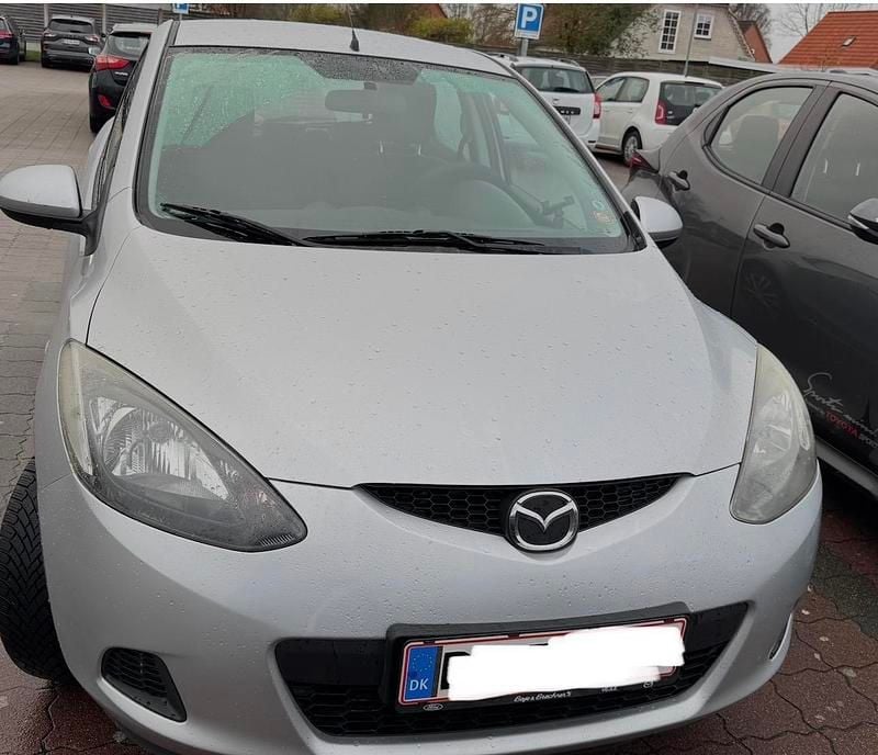 Sølv Brugt 2008 Mazda 2 Comfort Hatchback | 35.000 kr. - Billede 1/5