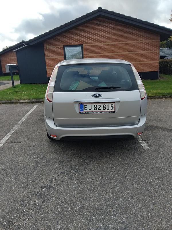 Sølvmetal Brugt 2008 Ford Focus Trend Stationcar | 25.000 kr. (Fair pris) - Billede 1/4