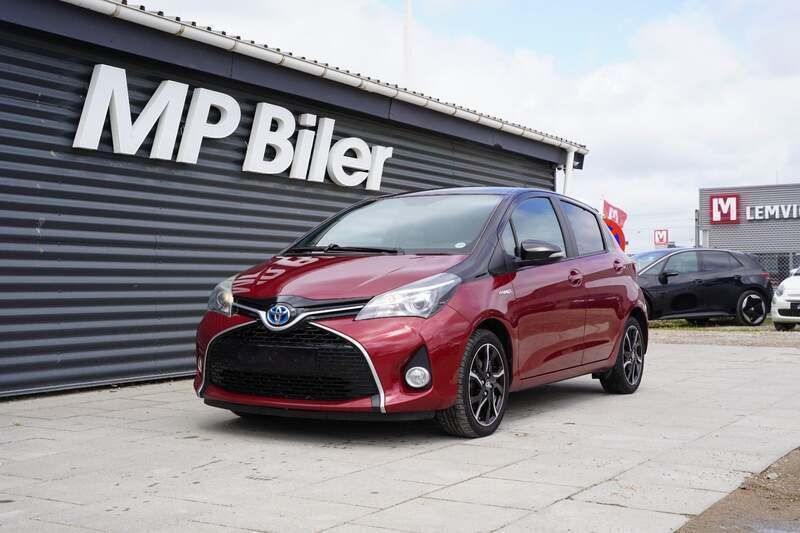 Bordeaux Brugt 2017 Toyota Yaris Hybrid Hatchback | 89.900 kr. (Fair pris) - Billede 1/4