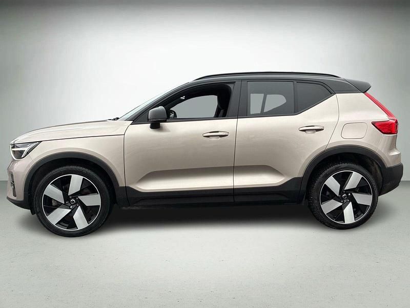 Brugt Volvo XC40 Plus 169 kW (231 HK) 2023 Beigemetal SUV