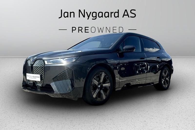 Gråmetal Brugt 2022 BMW iX Sport Line SUV | 649.900 kr. (Fair pris) - Billede 1/4