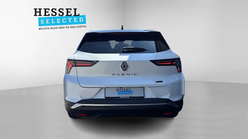 Brugt Renault Scénic Techno 161 kW (220 HK) 2025 Hvid nacré / sort tag MPV