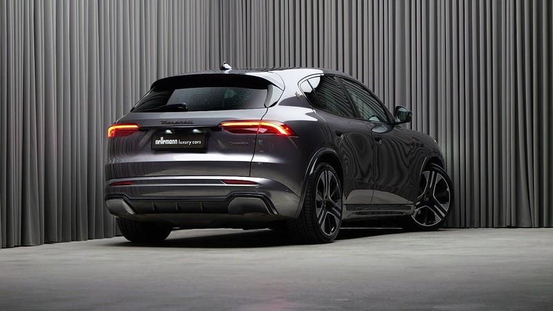 Brugt Maserati Grecale Folgore 409 kW (557 HK) 2024 Gråmetal SUV