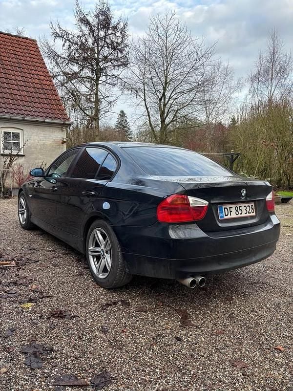 Brugt BMW 318 129 HK (94 kW) 2006 Sedan