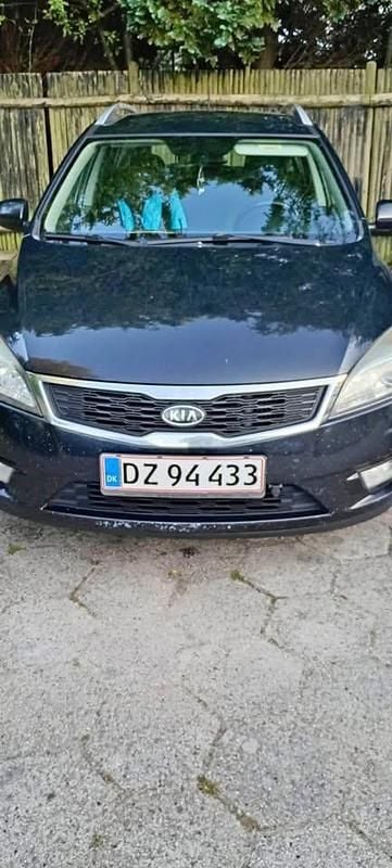 Brugt 2010 Kia Ceed Hatchback | 15.000 kr. (Lidt for dyr) - Billede 1/4