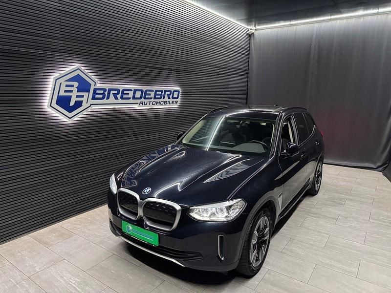 Sortmetal Brugt 2021 BMW iX3 SUV | 259.500 kr. (Fair pris) - Billede 1/4