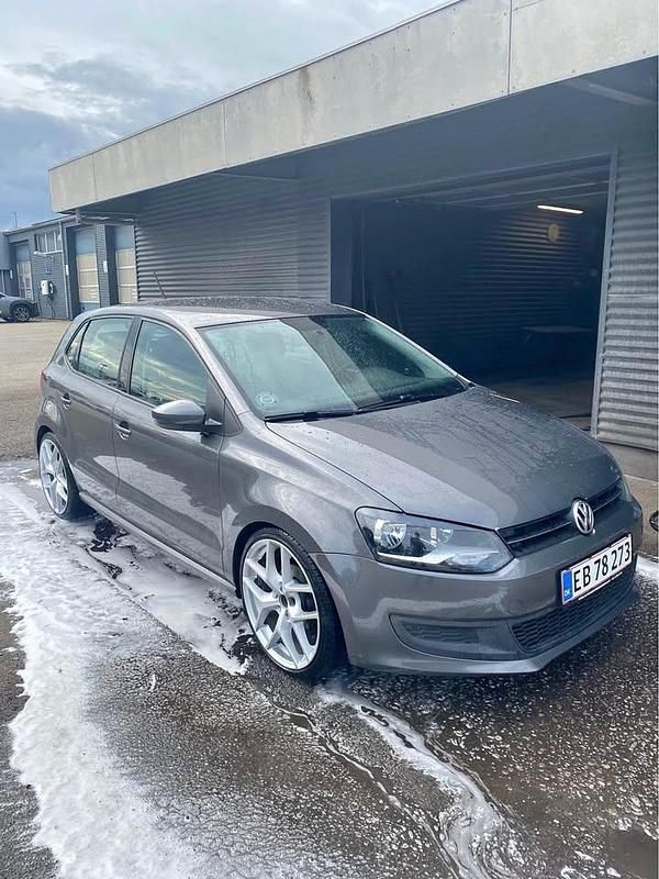 Brugt 2011 VW Polo Hatchback | 70.000 kr. (Dyr) - Billede 1/4