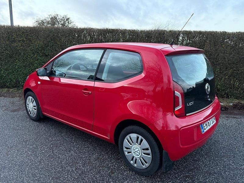 Brugt VW up! move up! 75 HK (55 kW) 2012 Rød Hatchback