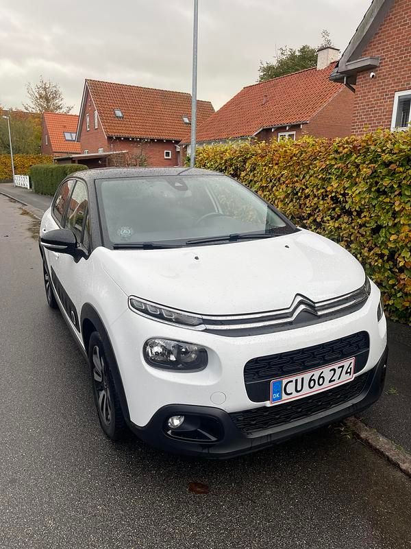 Hvid Brugt 2020 Citroën C3 PureTech Hatchback | 76.000 kr. (Super pris) - Billede 1/4
