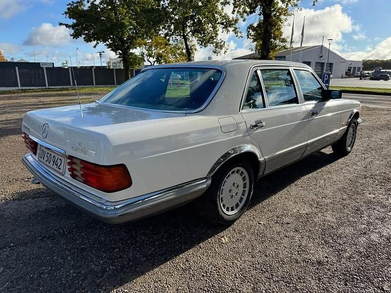 Brugt Mercedes 500 1984 Sedan