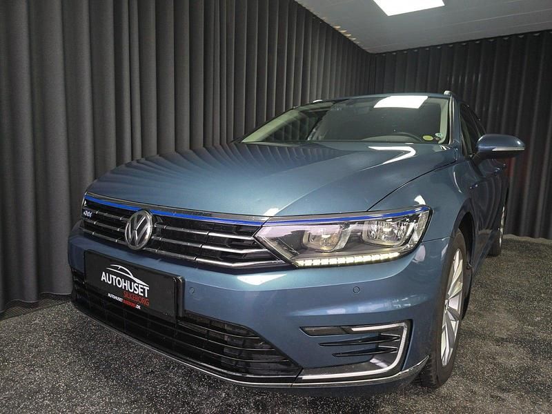 Blåmetal Brugt 2018 VW Passat Highline Stationcar | 159.900 kr. (God pris) - Billede 1/4