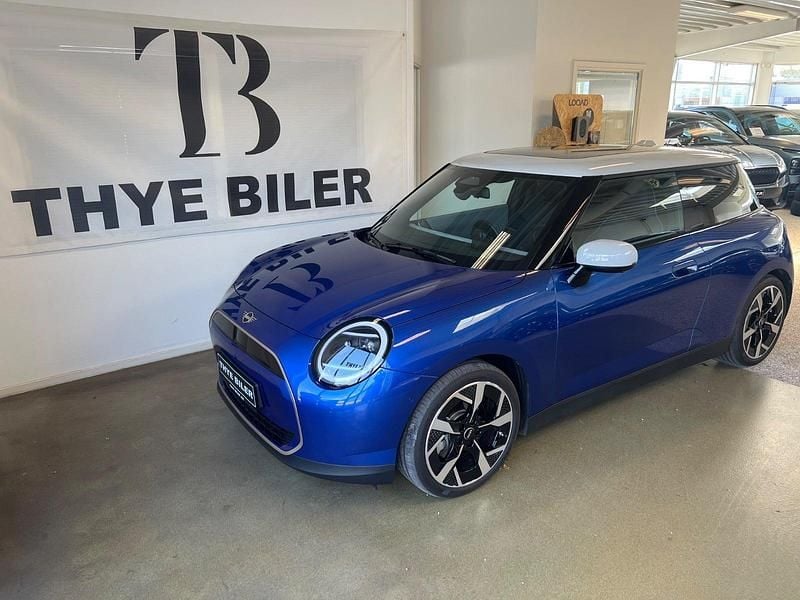 Blåmetal Brugt 2024 Mini Cooper Favoured Hatchback | 259.900 kr. - Billede 1/4