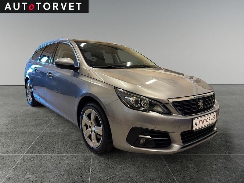 Brugt Peugeot 308 Active 120 HK (88 kW) 2018 Sølvmetal Stationcar
