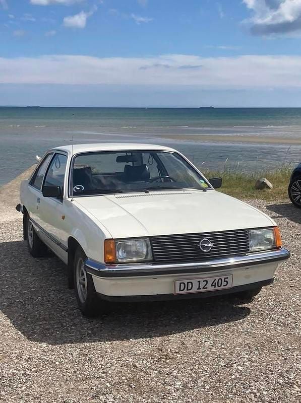 Brugt Opel Rekord S 1982 Sedan