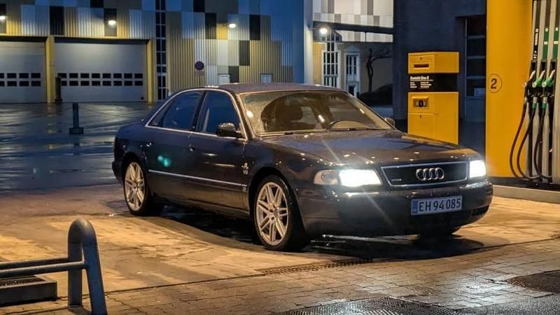 Brugt Audi A8 230 HK (169 kW) 1995 Sort Sedan