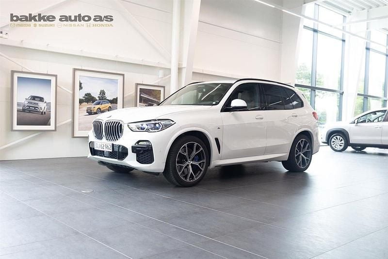 Hvidmetal Brugt 2019 BMW X5 M Sport SUV | 799.900 kr. - Billede 1/4