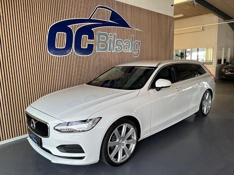 Hvid Brugt 2019 Volvo V90 Momentum Stationcar | 224.900 kr. (Fair pris) - Billede 1/4