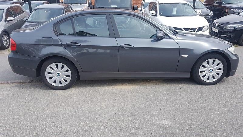 Brugt BMW 318 143 HK (105 kW) 2007 Sedan