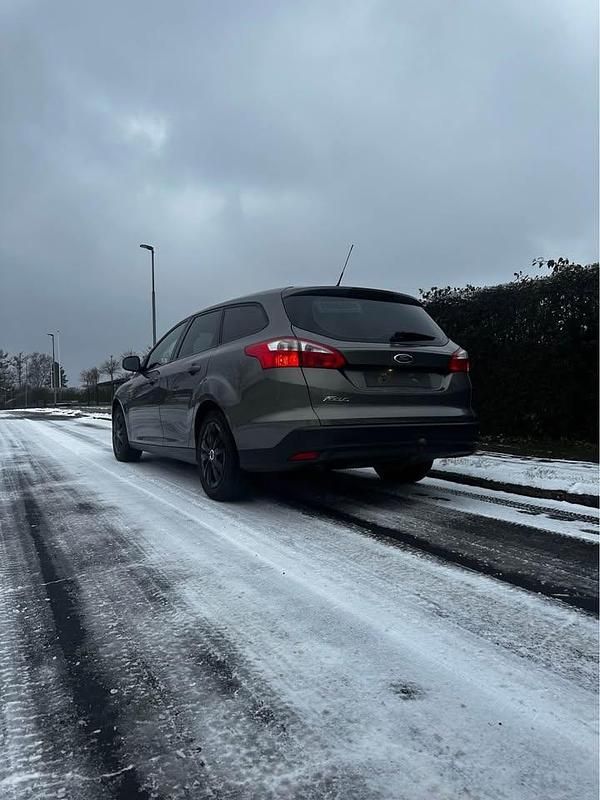 Brugt Ford Focus 105 HK (77 kW) 2012