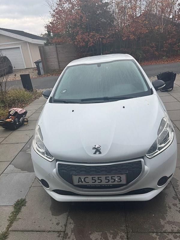 Hvidmetal Brugt 2013 Peugeot 208 Access Hatchback | 28.800 kr. (God pris) - Billede 1/4