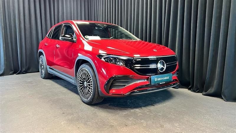 Patagonia rød metallak Brugt 2023 Mercedes EQA250+ AMG line SUV | 314.900 kr. (Fair pris) - Billede 1/1
