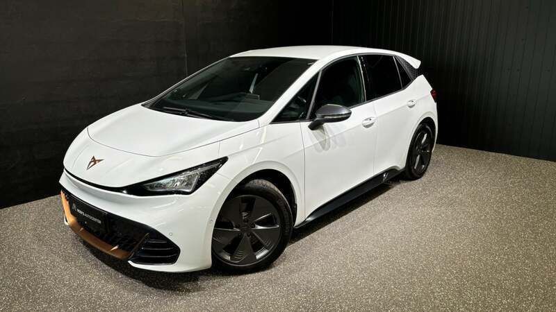 Hvidmetal Brugt 2022 Cupra Born High Hatchback | 184.900 kr. (Fair pris) - Billede 1/4
