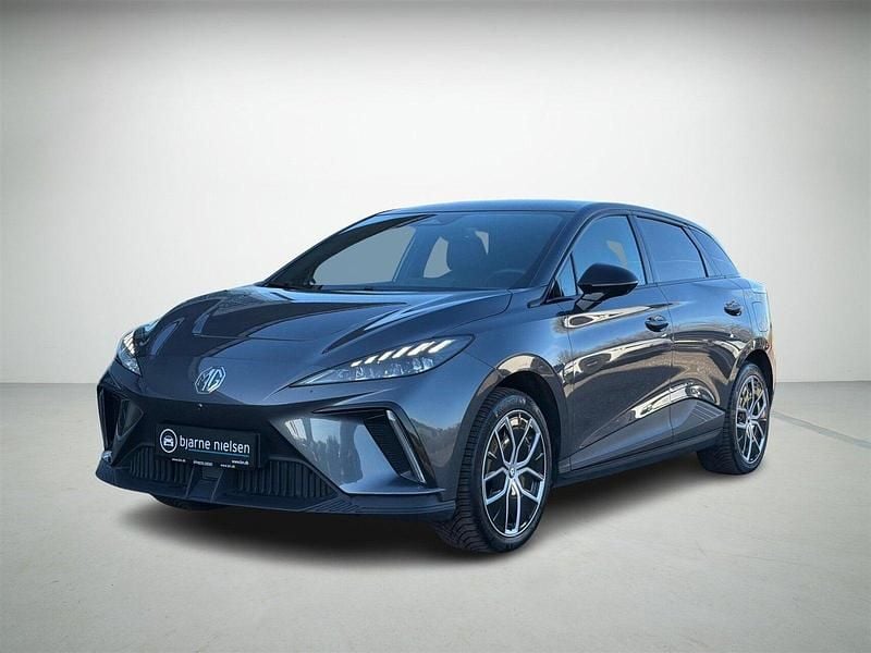 Brugt MG MG4 EV Luxury 150 kW (204 HK) 2024 Gråmetal Hatchback