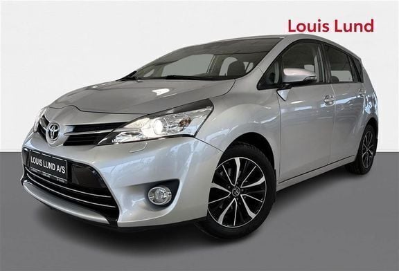 Silver metallic Brugt 2017 Toyota Verso Premium MPV | 179.900 kr. (Dyr) - Billede 1/4