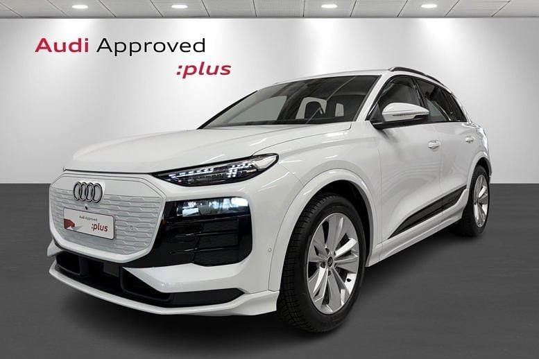 Hvidmetal Brugt 2025 Audi Q6 e-tron Performance SUV | 649.900 kr. (Fair pris) - Billede 1/4