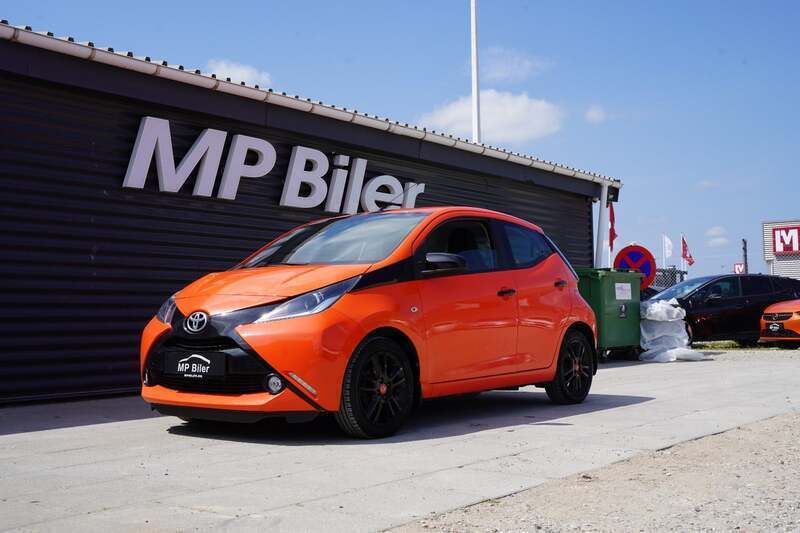 Orange Brugt 2014 Toyota Aygo X-clusiv Hatchback | 59.700 kr. (Fair pris) - Billede 1/4