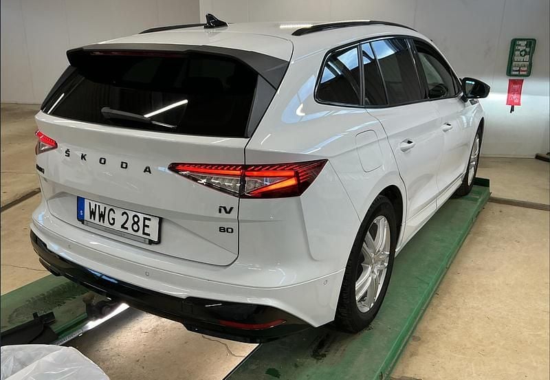 Brugt Skoda Enyaq iV SportLine 150 kW (204 HK) 2022 Hvid SUV