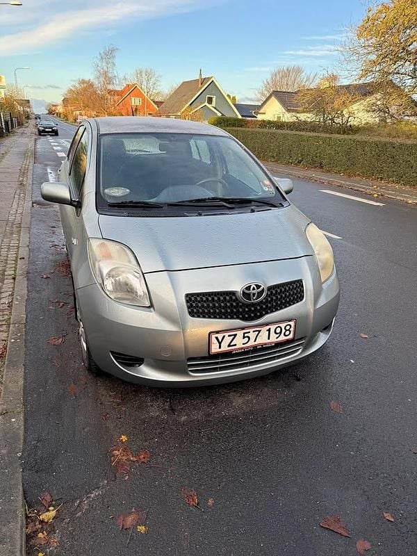 Brugt 2008 Toyota Yaris Hatchback | 20.000 kr. (Fair pris) - Billede 1/4
